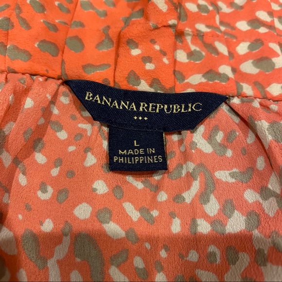 Banana Republic Coral Shell with Ruffle and Tie - Picture 2 of 4